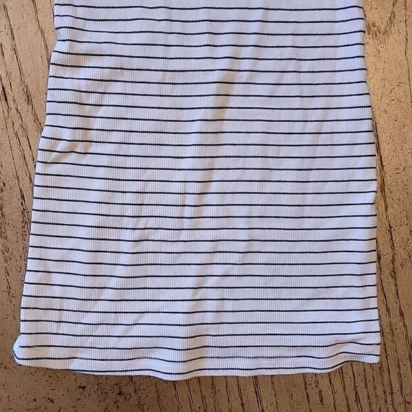 XS Maternity Tank Top stripe A Pea In A Pod - Picture 4 of 9